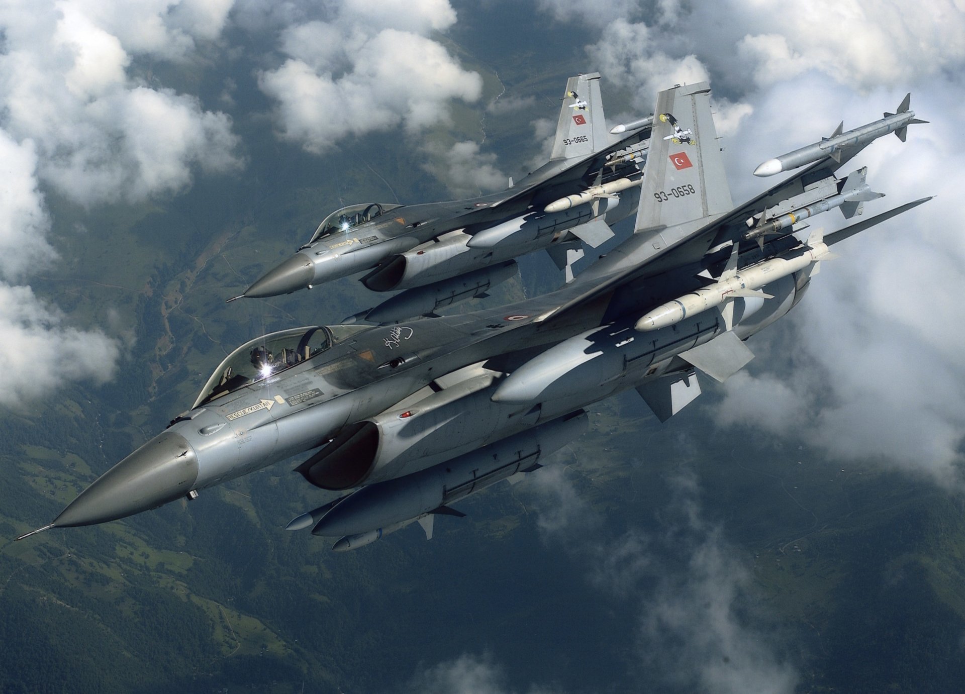 f 16 turkey
